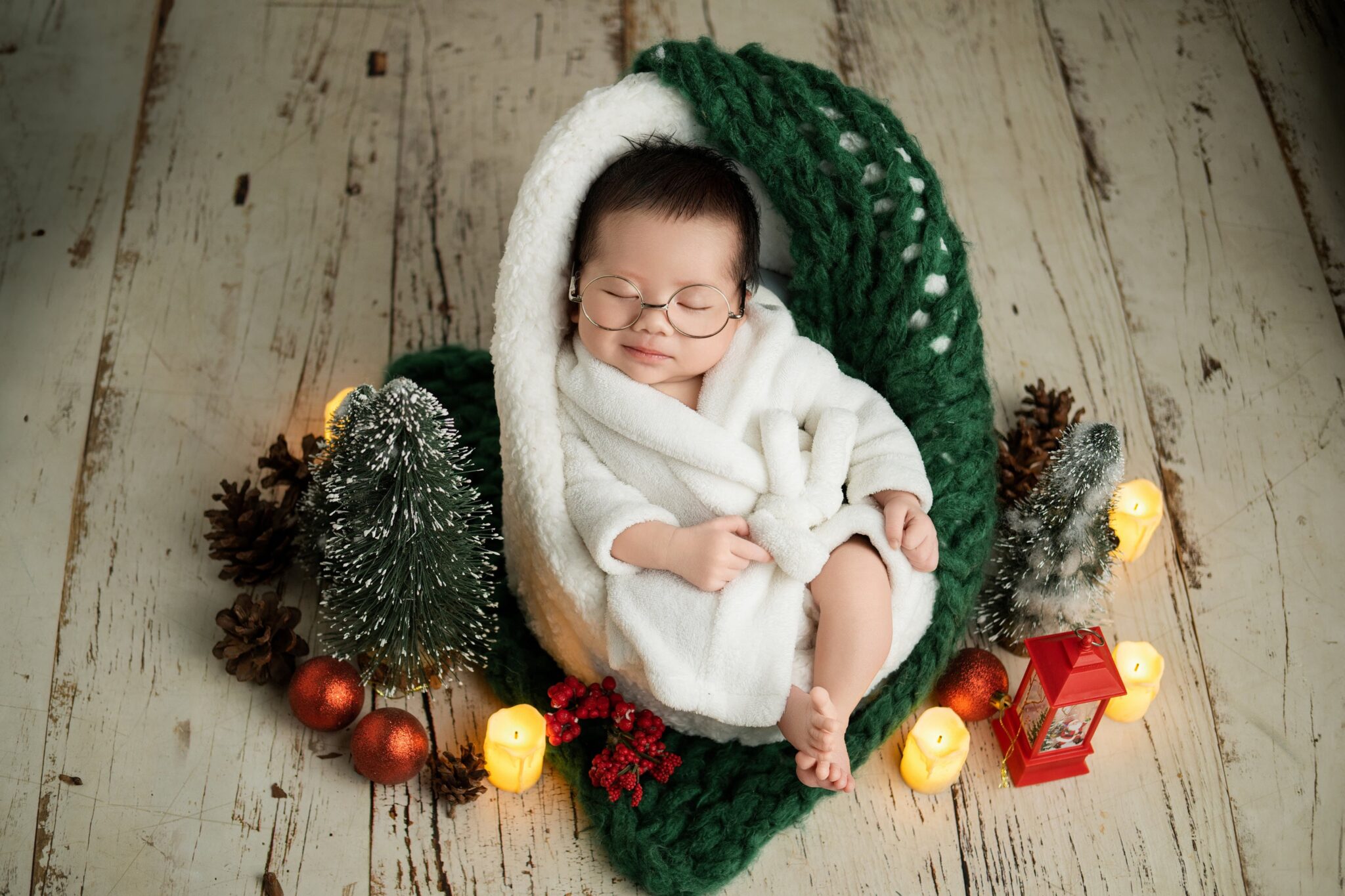 Chụp ảnh Noel cho bé – Vì sao đây là dịp đẹp nhất để lưu giữ tuổi thơ của con?
